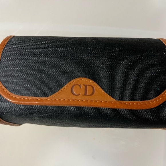 CD Black and Brown Pouch - Picture 1 of 7